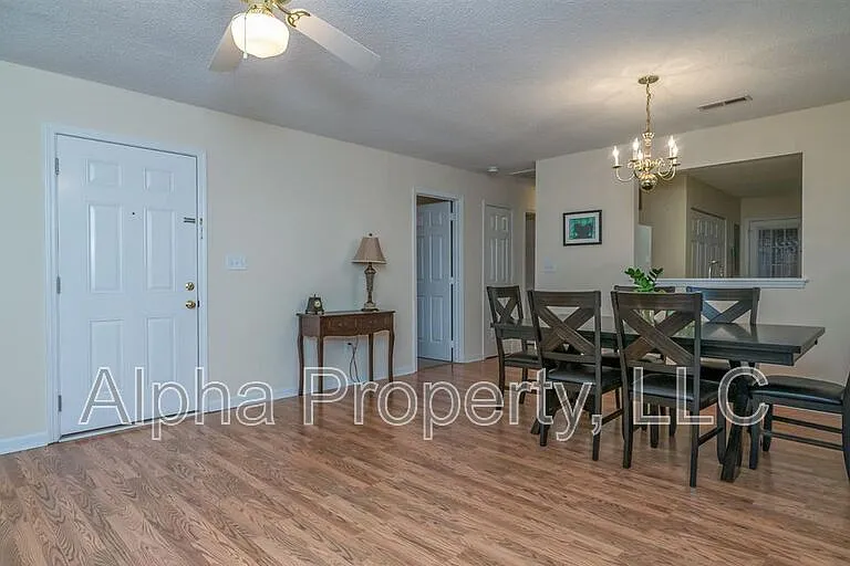 107 Hammett Grove Ln — Photo 5