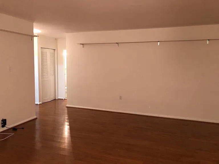 10500 Rockville Pike #418 — Photo 7