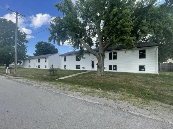 60 8th St N #1, Central City, IA 52214