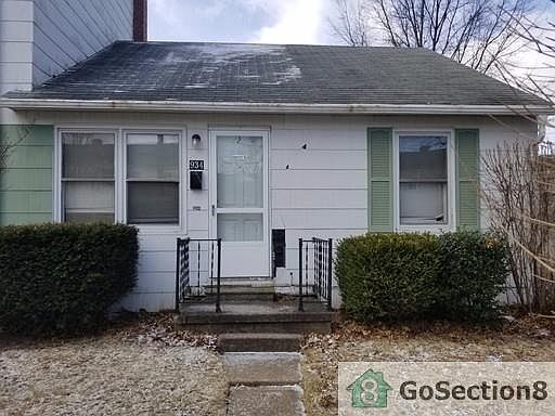 1st image of 934 N Central Dr