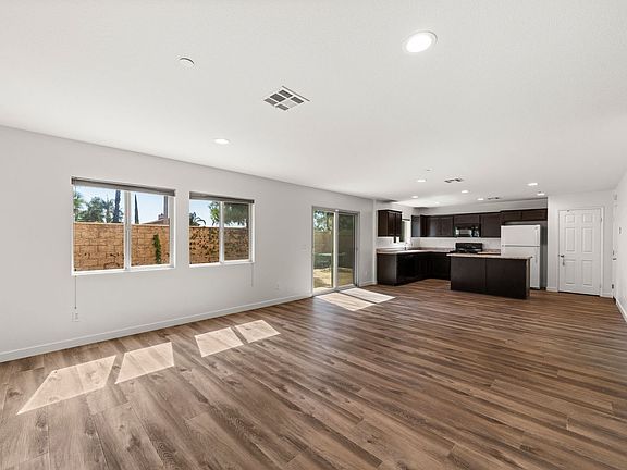 3rd image of 6997 Alderwood Dr