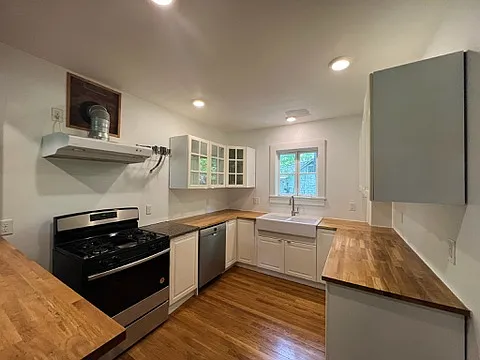 604 Spencer Rd #1 — Photo 14