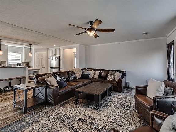 3rd image of 9180 S Santa Fe Rd