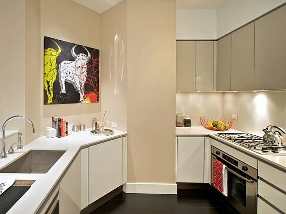 5th image of 3 Hanover Sq APT 5B