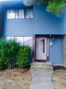 480 Livingston Dr, East Windsor, NJ, 08520