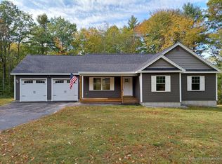 2 Lilac Ln, Gray, ME 04039