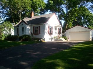 1530 16th St NW, New Brighton, MN 55112