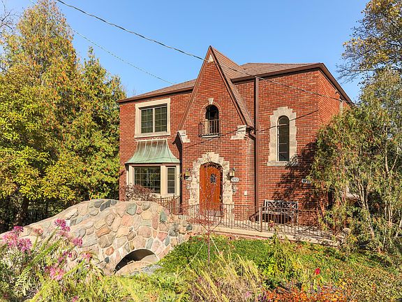 2nd image of 1911 Geddes Ave