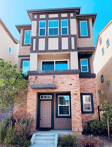 1583 Mercado Way Photo 1