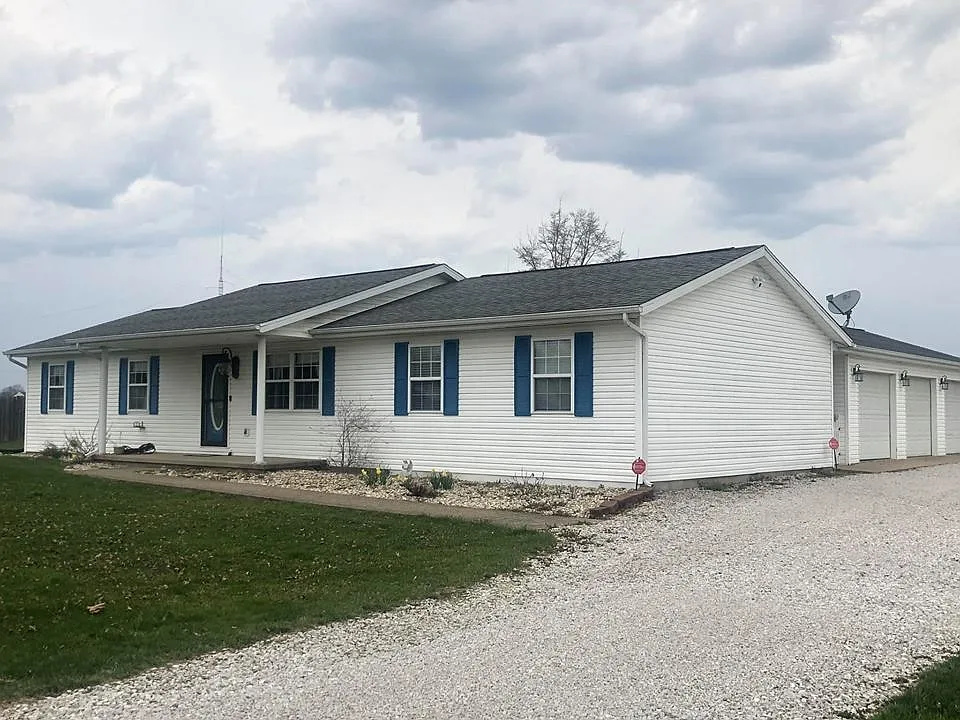 1575 Yockey Rd photo 1