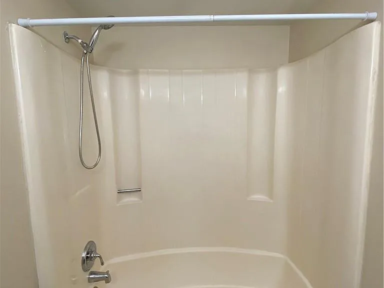 1924 Darnell Dr — Photo 17