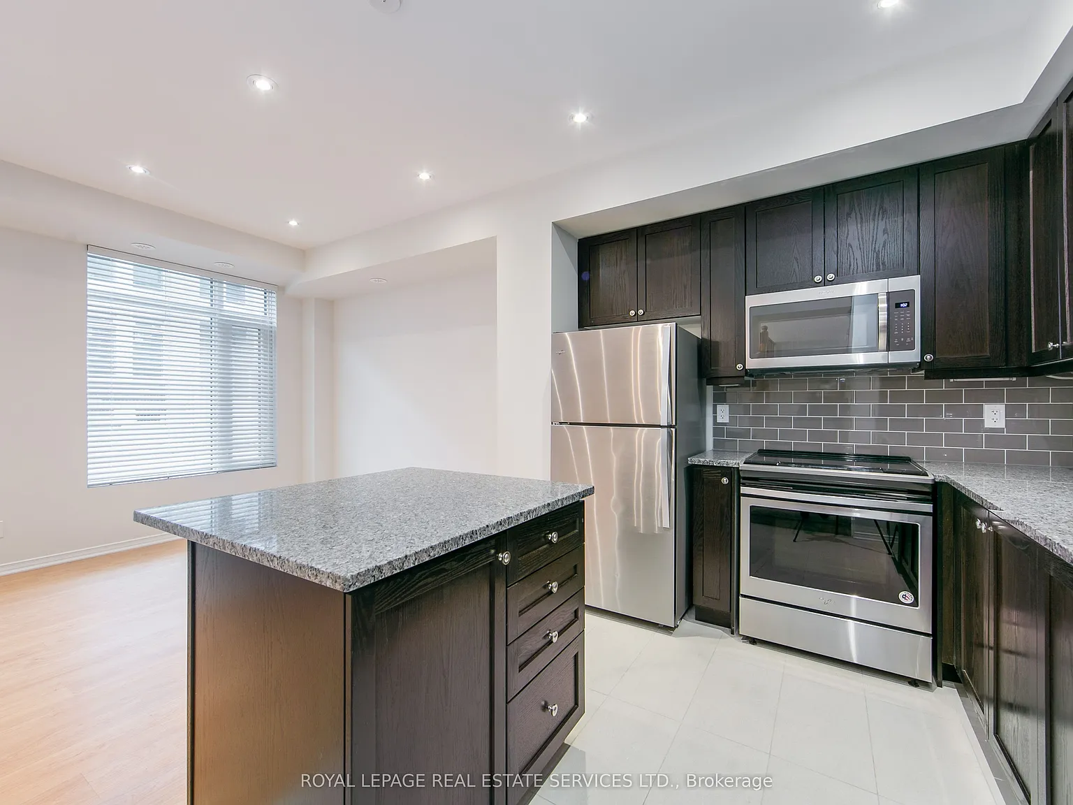 3 bed, $3,200 — Photo 4
