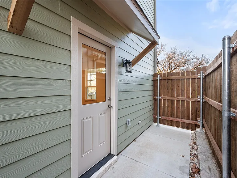 506 E Kimball St #1 — Photo 31