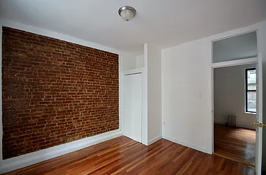 Rented by CITY SKYLINE REALTY INC