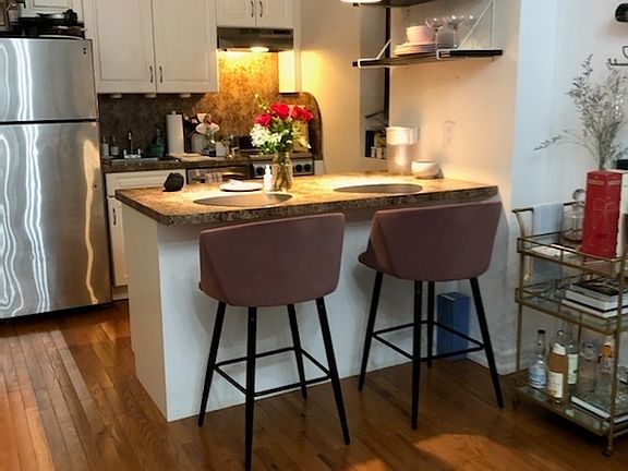 5th image of 515 E 82nd St APT 3C