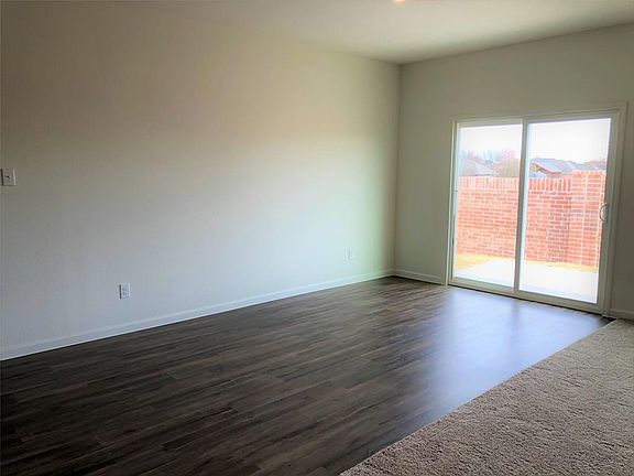 4th image of 10265 Jameson Ln