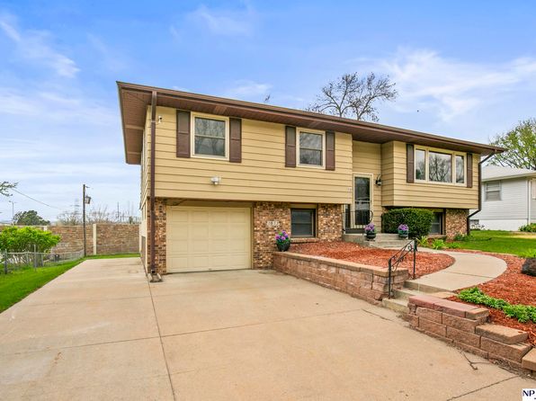 2022 N 104th Cir, Omaha, NE 68134
