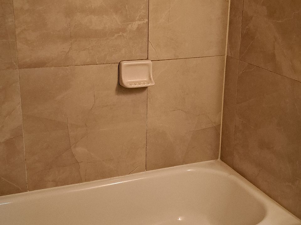 2nd image of 3145 Buena Vista Ter SE APT 1