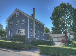 65 Pleasant St, Groton, CT 06340