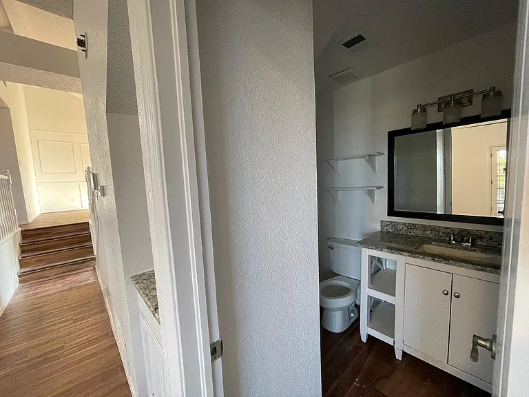 567 Kieffer Ln — Photo 22