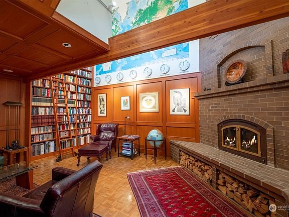 5th image of 11757 Lakeside Avenue NE