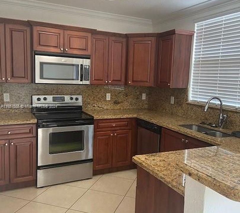 1st image of 7869 SW 120th Ave #7869