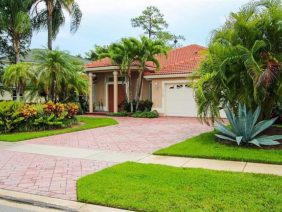 2nd image of 15762 Cypress Park Dr