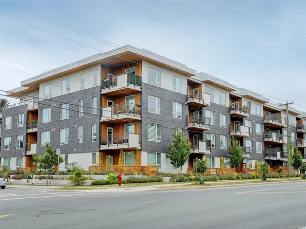 1588 N Dairy Rd #101, Victoria, BC V8T 3J4