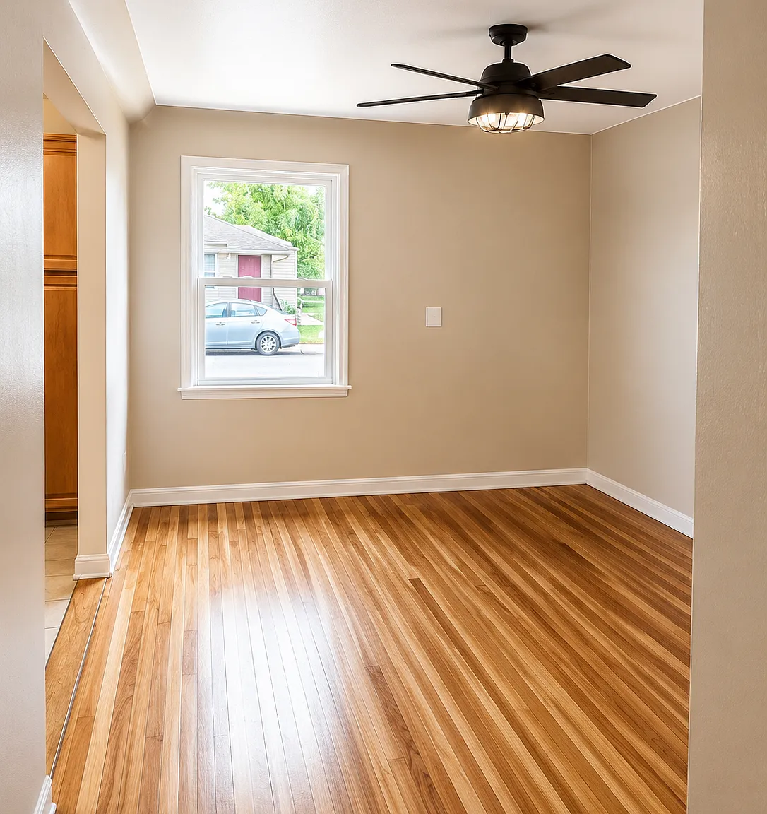 3 bed, 1000 sqft, $2,400 — Photo 4