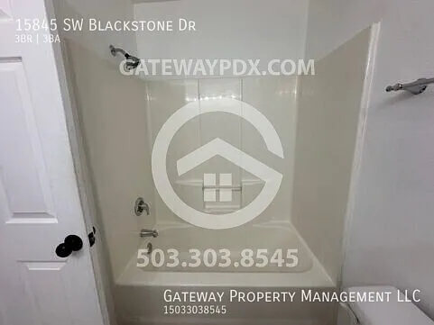 15845 SW Blackstone Dr — Photo 18