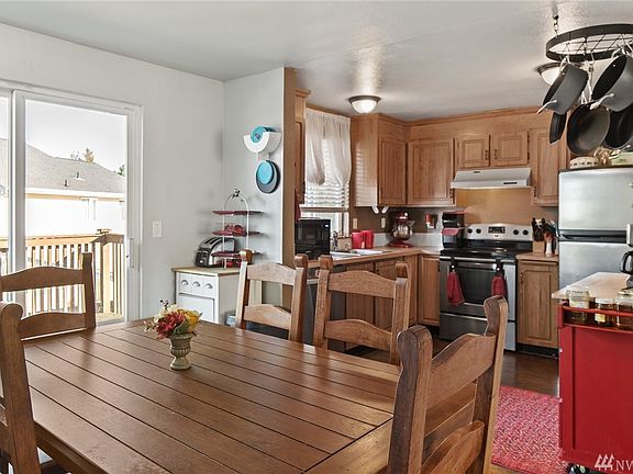 5th image of 5519 Stonegate Ave NE