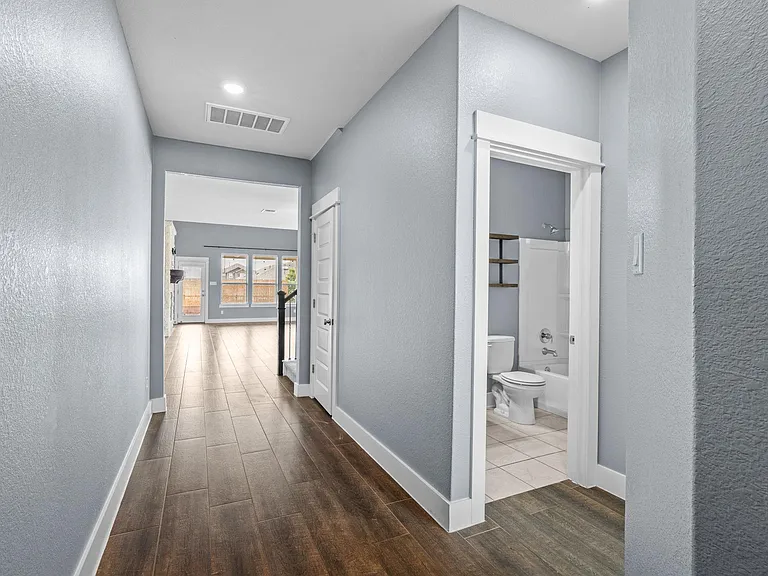 525 Compania Cv — Photo 4