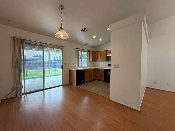 5th image of 2350 E Fallbrook Ave #9