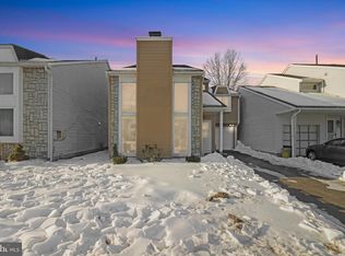 98 Winchester Dr, East Windsor, NJ 08520