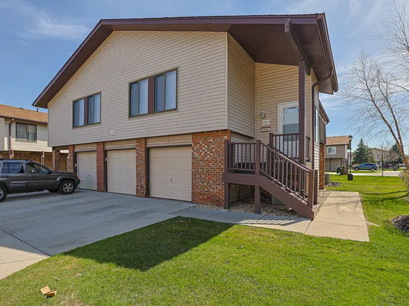 1332 Kingsbury Dr Unit 1, Hanover Park, IL 60133