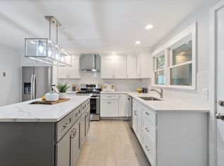 17 Addison St, Chelsea, MA 02150