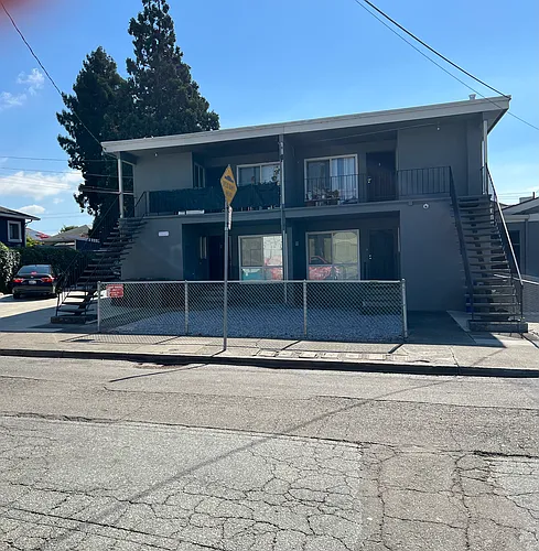 895 57th St #1 Photo 1