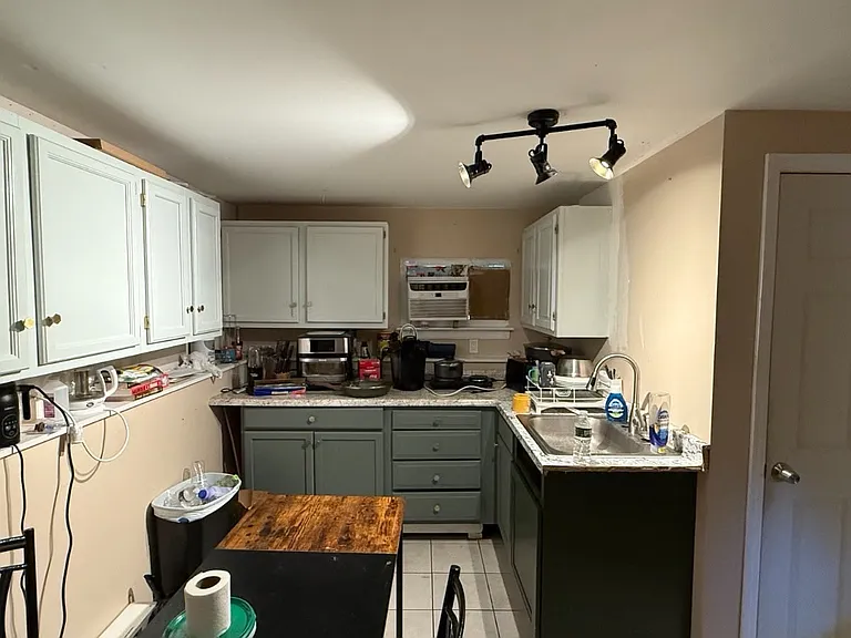 26 Maple Ln #B — Photo 10