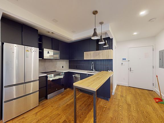 2nd image of 1801 Ocean Ave #8C