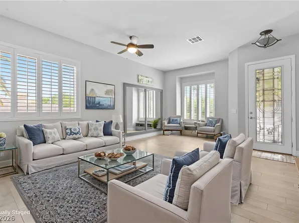 1944 Falcons Lair Ln, Henderson, NV 89012