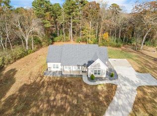 4201 Holly Springs Rd, Gillsville, GA 30543