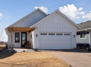 5048 217th St W, Farmington, MN 55024