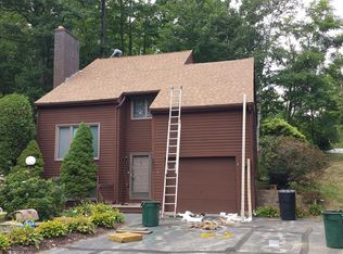 3 Oldham Ln, Nashua, NH 03063