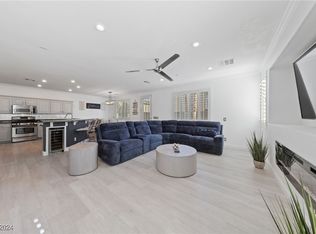 556 Foster Springs Rd, Las Vegas, NV 89148