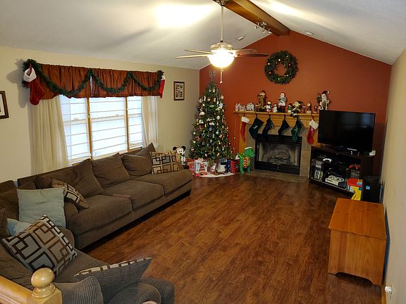 2nd image of 3218 Rachelle Dr