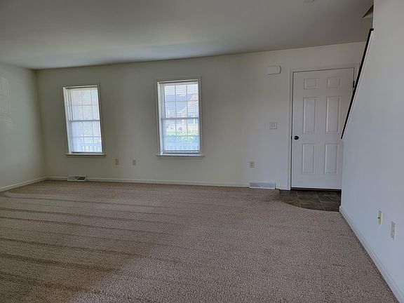 2nd image of 324 Meadow View Dr #L-0170