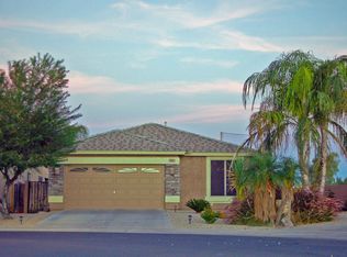989 S Nielson St, Gilbert, AZ 85296