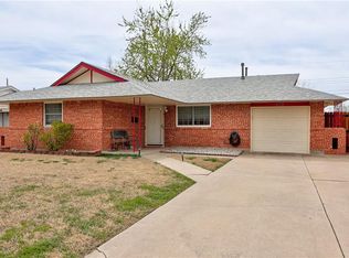 948 SW 1st St, Moore, OK 73160