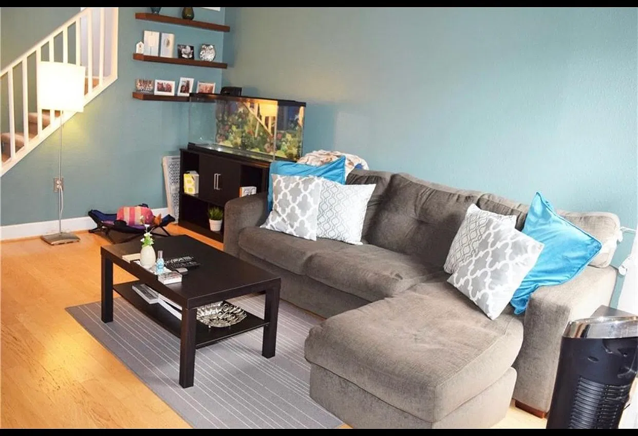 2 bed, 1.5 bath, 1204 sqft, $2,100 — Photo 3