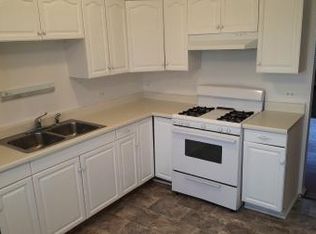612 Dempster St APT 2E, Mount Prospect, IL 60056